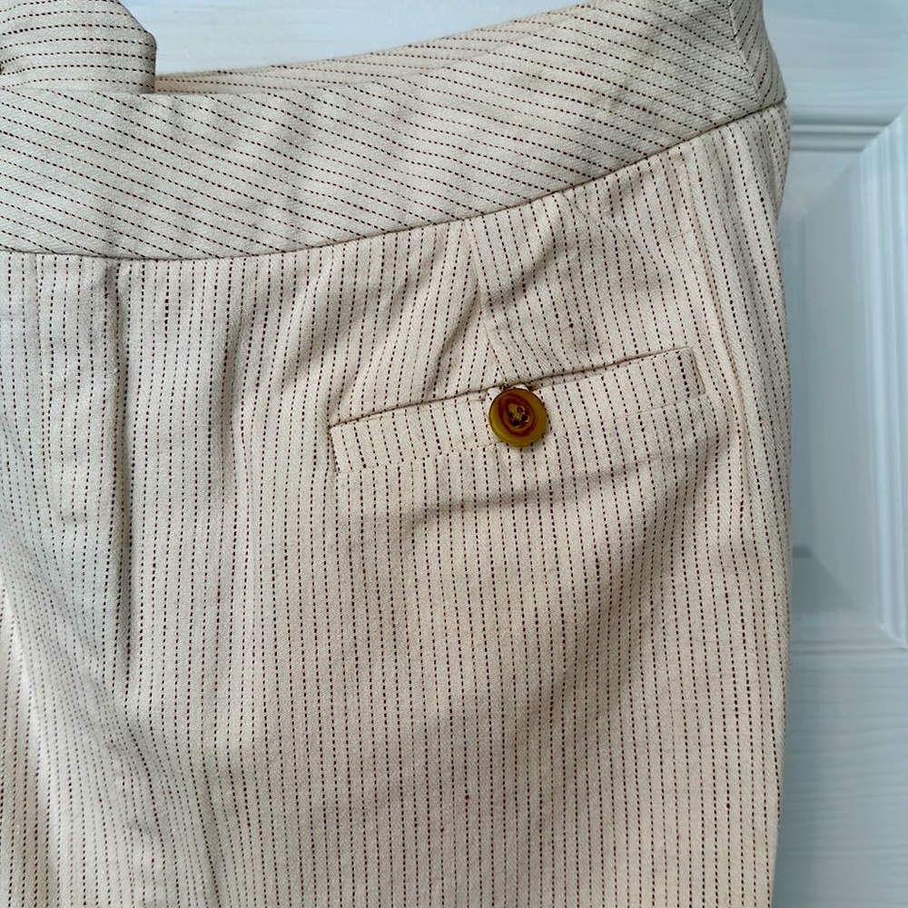 Perfect condition slacks cream with barely there brown pinstripe. Sz Jr 5/6 - Picture 3 of 9